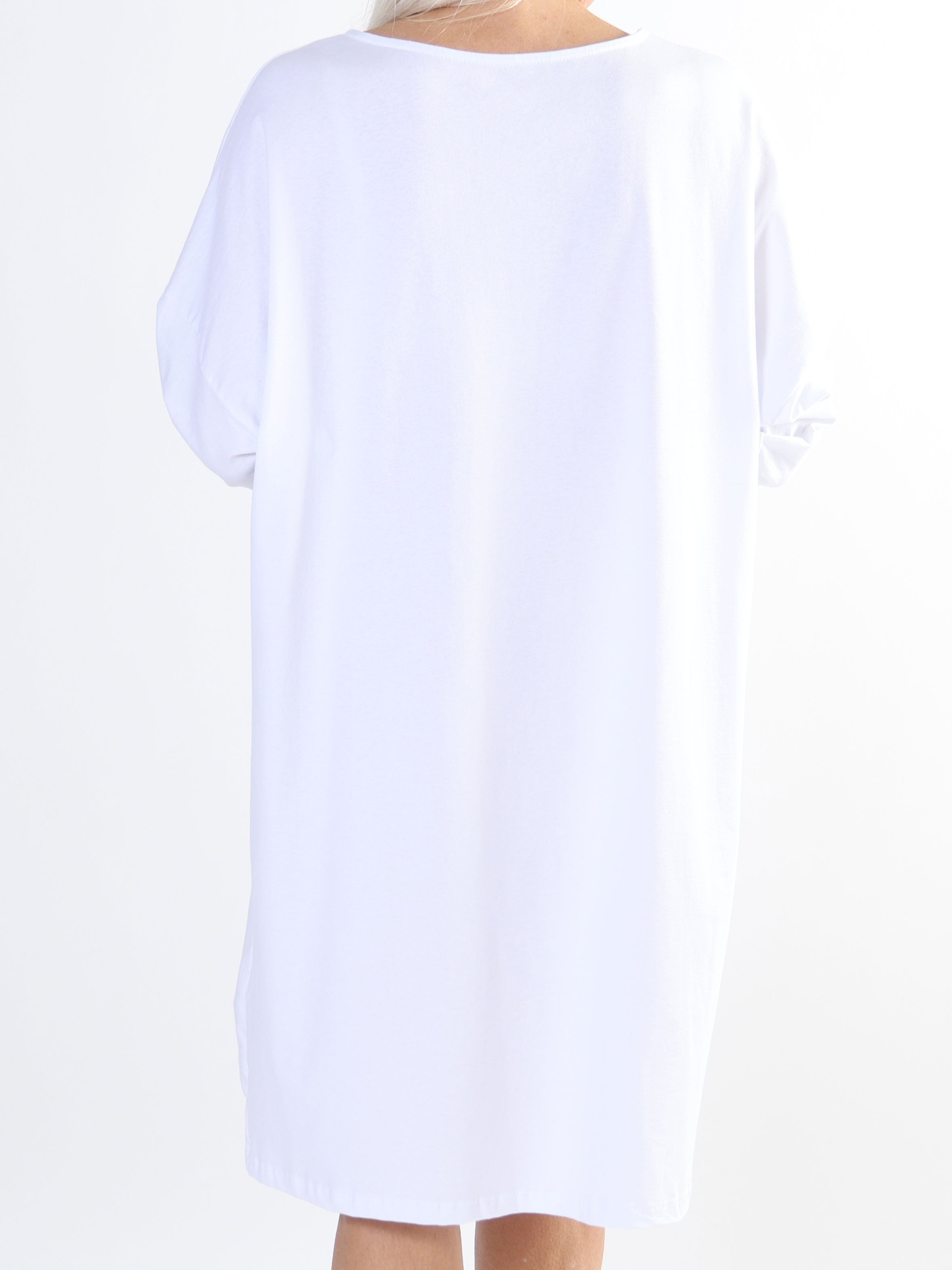 Susanna - Plus size kjole i bomuld med farvet blomstermotiver